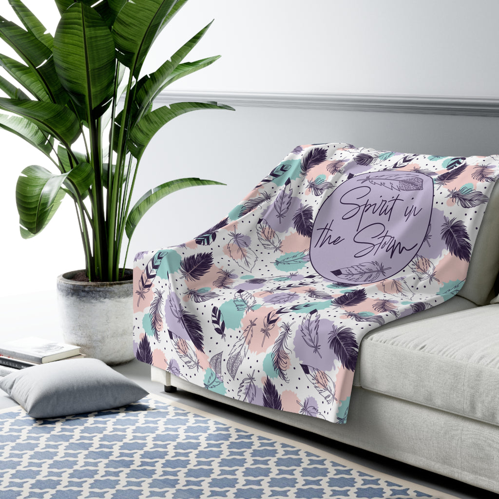 Spirit in the Storm – Feather Design Cozy Sherpa Fleece Blanket